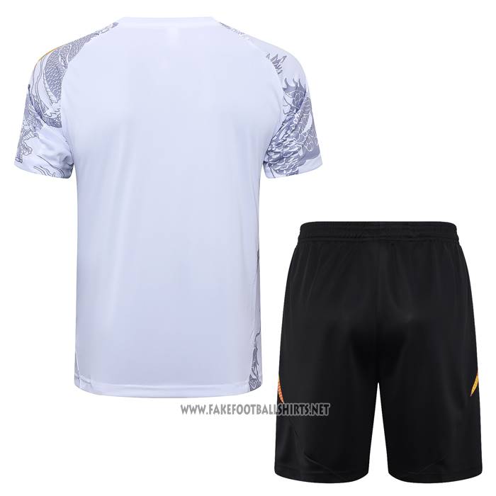 Tracksuit
 Real Madrid Dragon Short Sleeve
 2024-2025 White
 - Shorts
